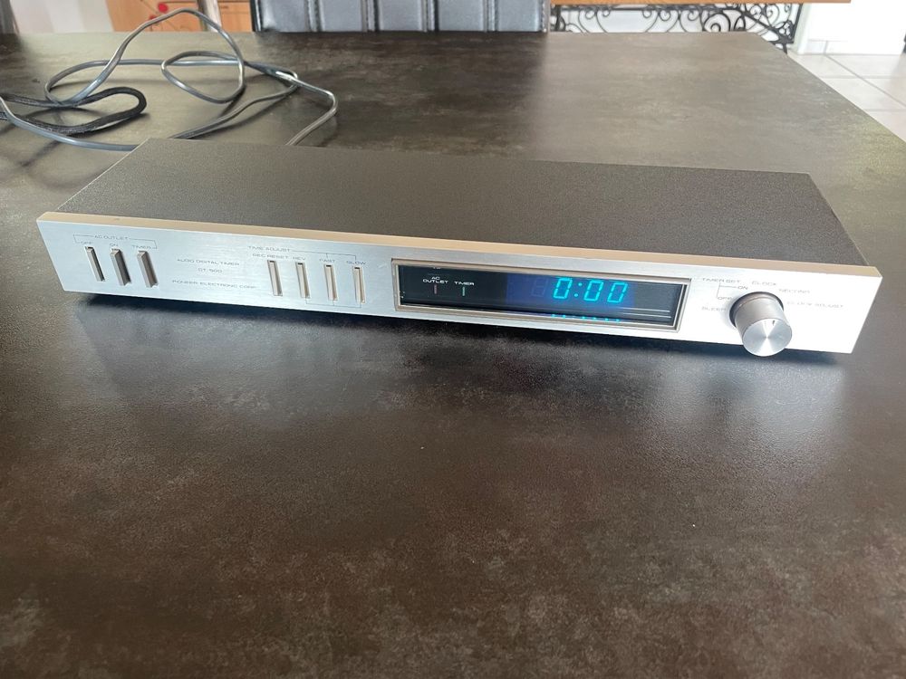 7824 - Minuterie Numérique THC 15A neuve