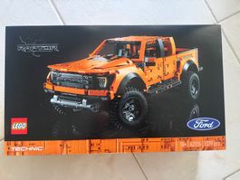 LEGO Technic 42126 Ford F-150 Raptor Neu & Ovp