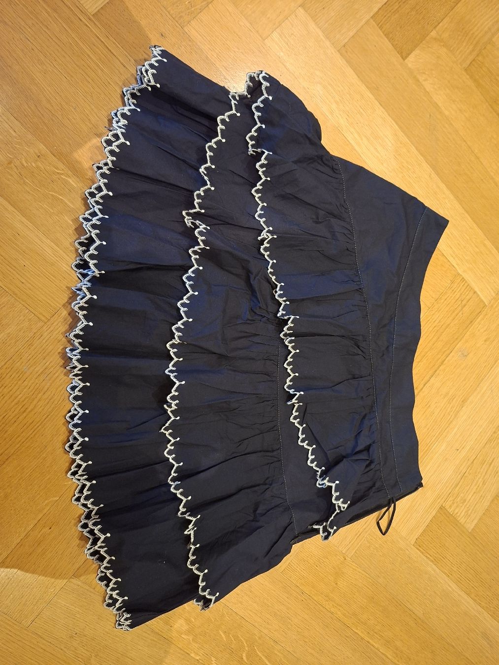 Ulla Johnson Gonne: Ulla Johnson Navy Tiered Skirt Size 6  – Usato da Zürich venduto da Lolaad