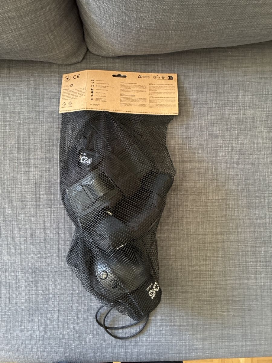 Decathlon Protections: TSG - Skate Protection Set – Neuf avec emballage d'origine à Oberwil BL par rev_sb8d 1