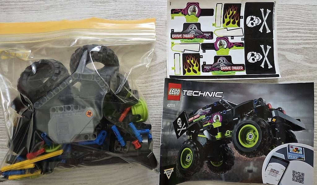 Spielzeuge: Technic 42118 Monster Jam Grave Digger – Gebraucht aus Aesch BL von VogelJ 1