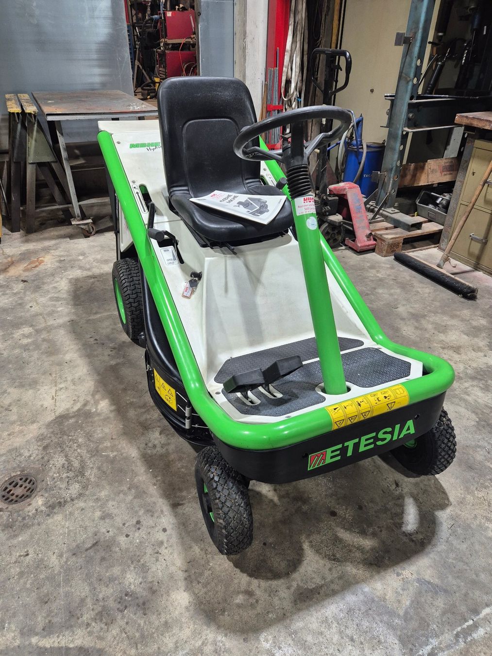 Rasenmäher: Etesia MBHE Aufsitzmäher – Gebraucht aus Ammerswil AG von Delta71 2