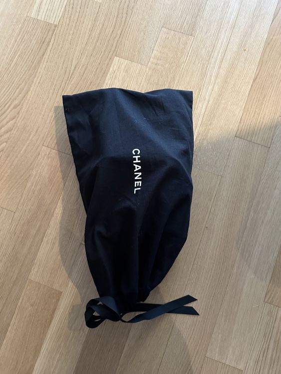 CHANEL 25S MARY JANES IN BLACK SHEARLING AND GROS GRAIN main image 1