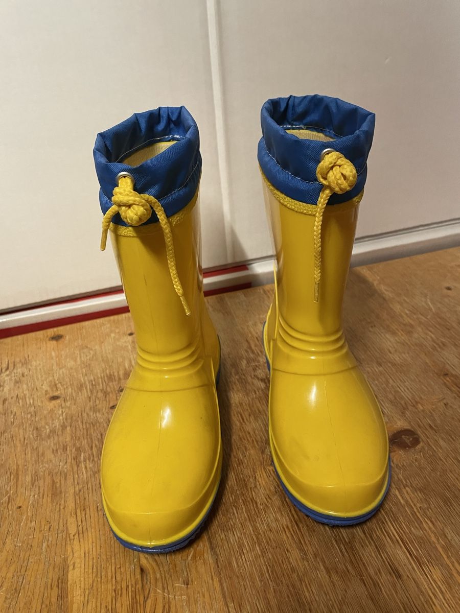 Scarpe per ragazzi: Gummi Regen Stiefel neu 31 – Nuovo e nell'imballaggio originale da Rueras venduto da frausnow12 1