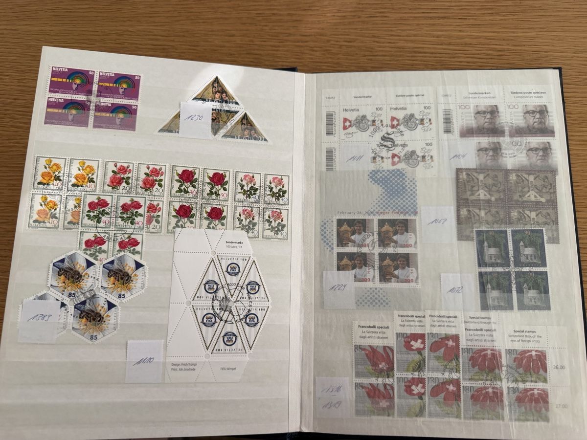 Alle Briefmarken: Album mit 4er Blöcken Schweiz – Gebraucht aus Murgenthal von Tina_4055 1