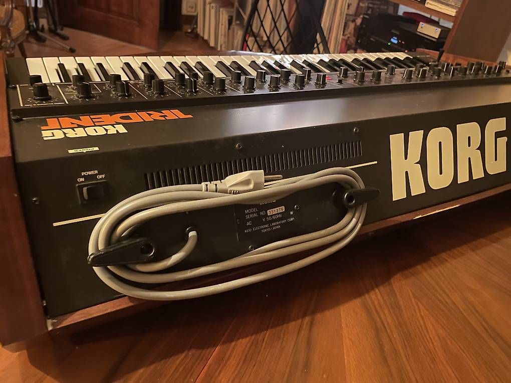 Korg Strumenti musicali: Korg Trident MK 1 Analog Synthesizer 1978 – Usato da Embrach venduto da xenovolcano 4