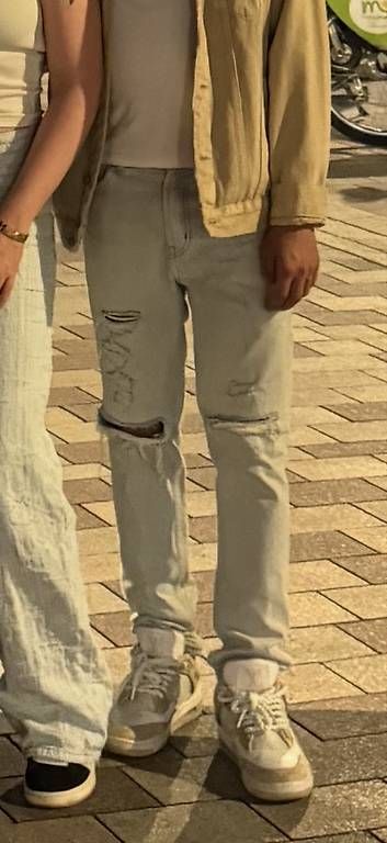 Jeans: HUGO Boss Destroyed Jeans – Usato da Zwingen venduto da KatjaM 3