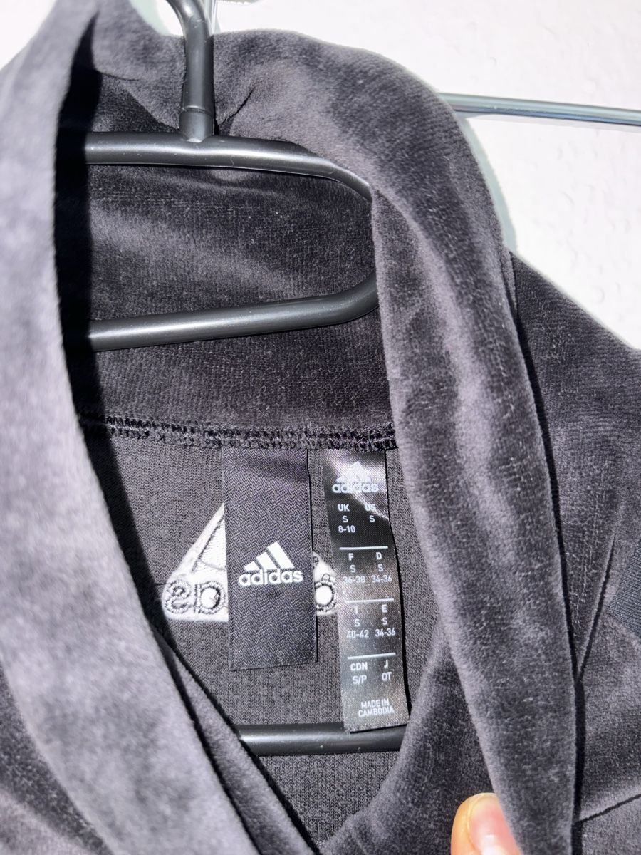 Adidas Pullover & Sweatshirts: Adidas Pullover – Gebraucht aus Nänikon von Amerika73 2