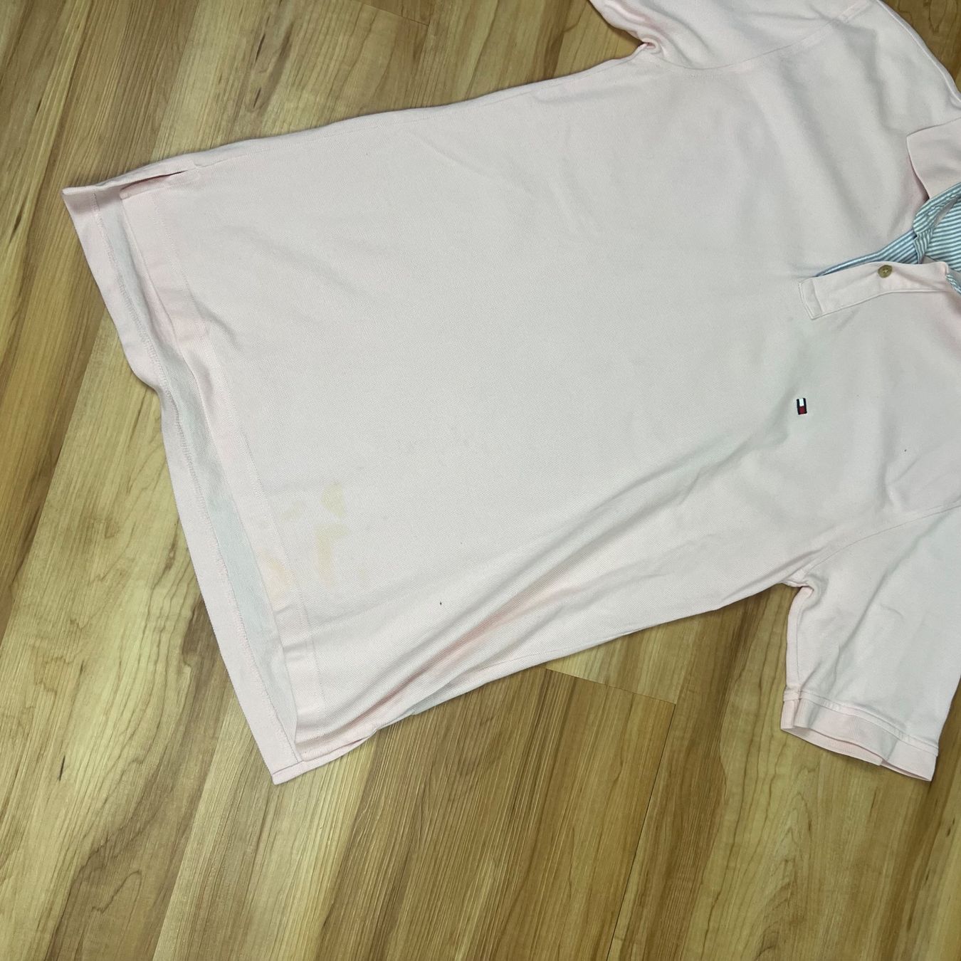 Tommy Hilfiger Magliette Polo: VIntage Tommy Hilfiger Poloshirt – Usato da Herisau venduto da 1asupply 1
