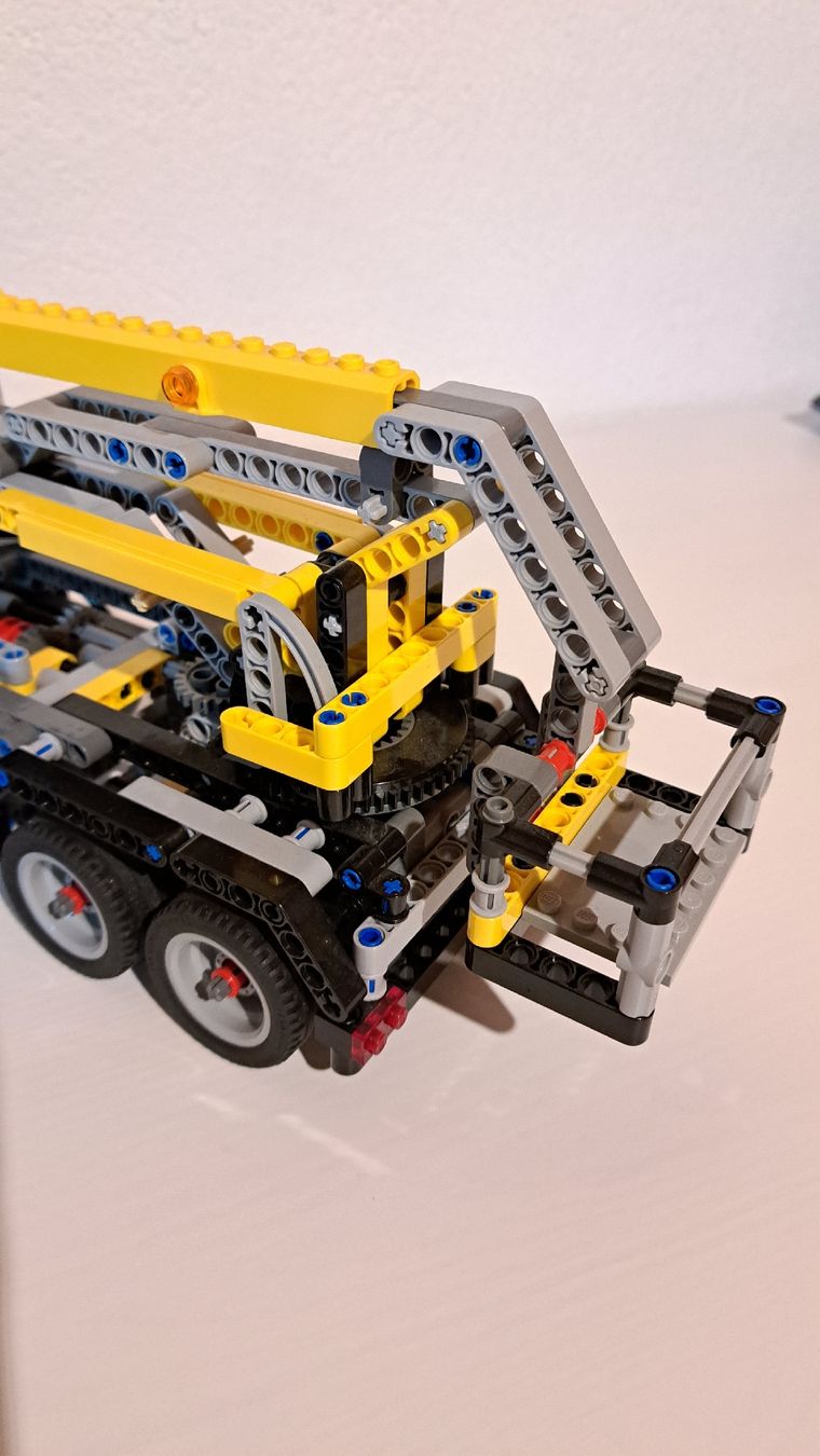 Lego Giocattoli: Lego 8292 Cherry Picker – Usato da Lommiswil venduto da han_w5t6 2