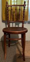 6 Antike Kaffeehaus- oder Bistro-Stühle / "Stil Thonet"