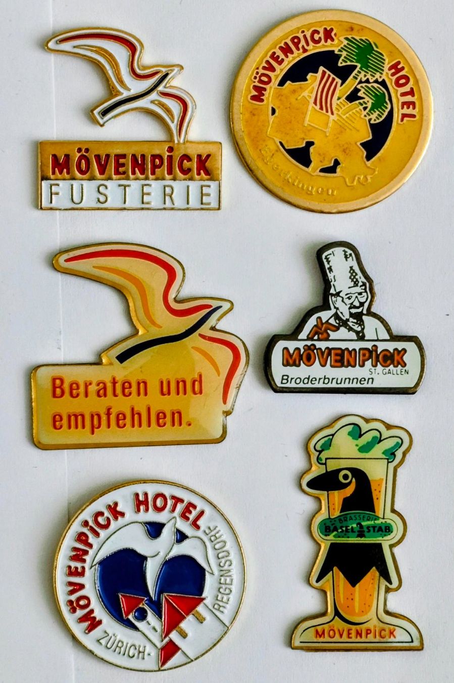 Plaquettes & Badges: 6 Pins Mövenpick – D'occasion à Pfäffikon ZH par Colacity