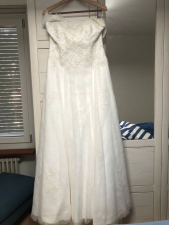 neues Brautkleid zu verkaufen