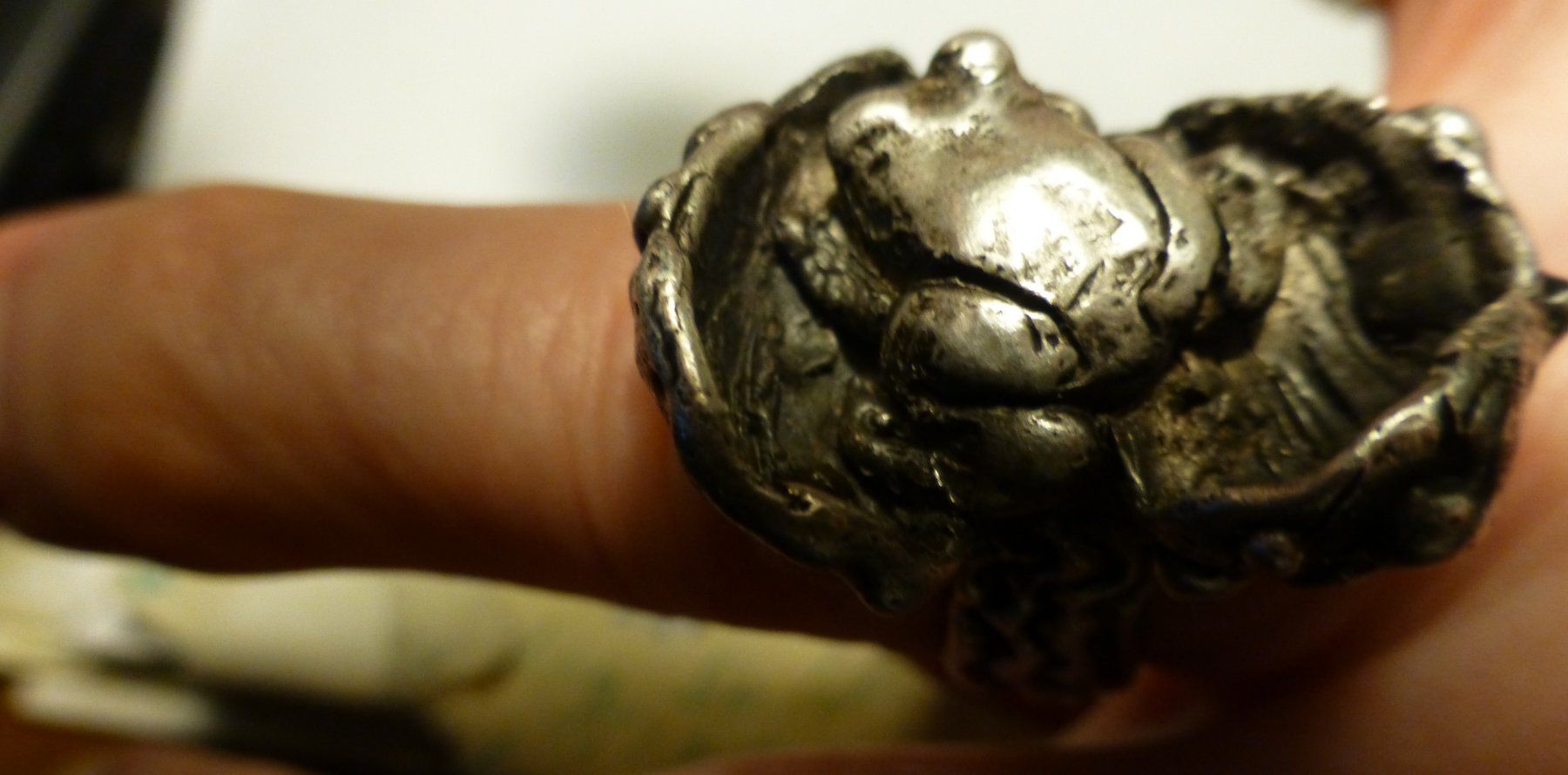 Anelli: SEHR ALTER ANTIKER SILBER RING--3,2 CM LANG – Usato da Zürich venduto da tritonis 2