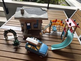 Playmobil Winter Set mit Haus, Auto und Spielplatz gebraucht
