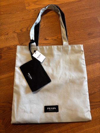 Prada Beauy Tote Bag schwarz/Avocado