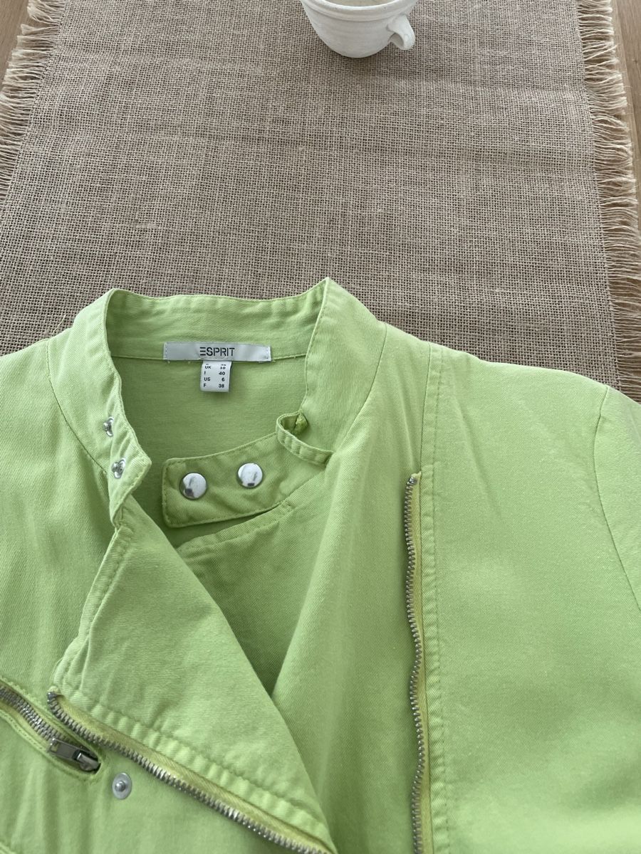 Esprit Giacche: Esprit Jacke.Grösse 36. Neuwertig!! – Nuovo (secondo la descrizione) da Dübendorf venduto da jlu_r7hz 3