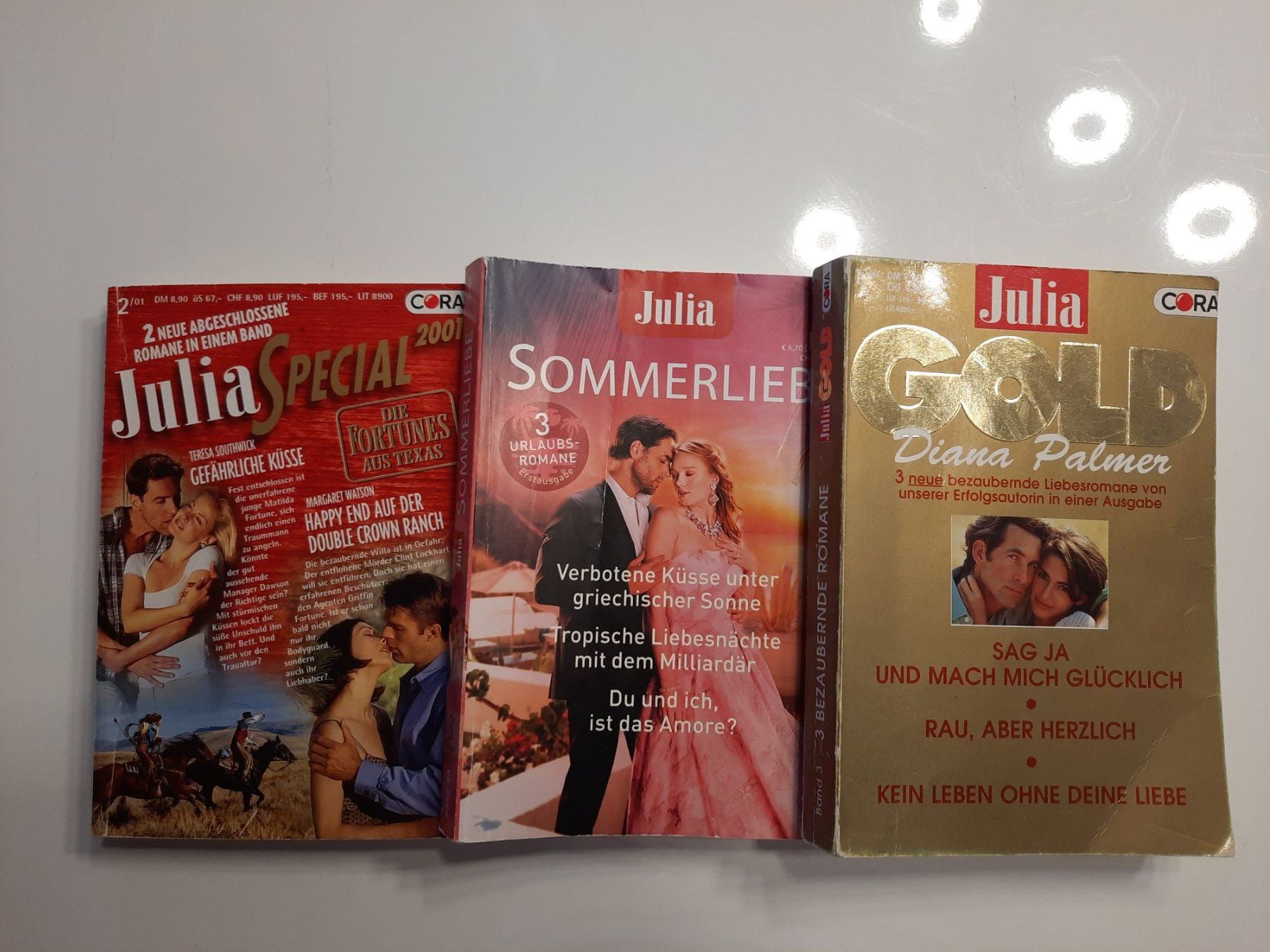 Libri: JULIA Romane  - 64 Romane in 17 Sammelbändern – Usato da Brüttisellen venduto da Dusca 2