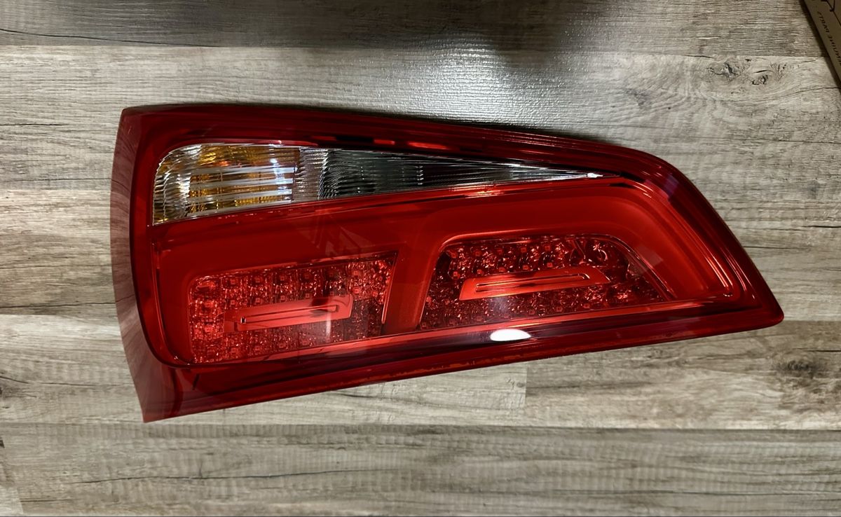Audi Alle Autoersatzteile: Heckleuchte Audi A1 Original – Gebraucht aus Samstagern von ailama 1