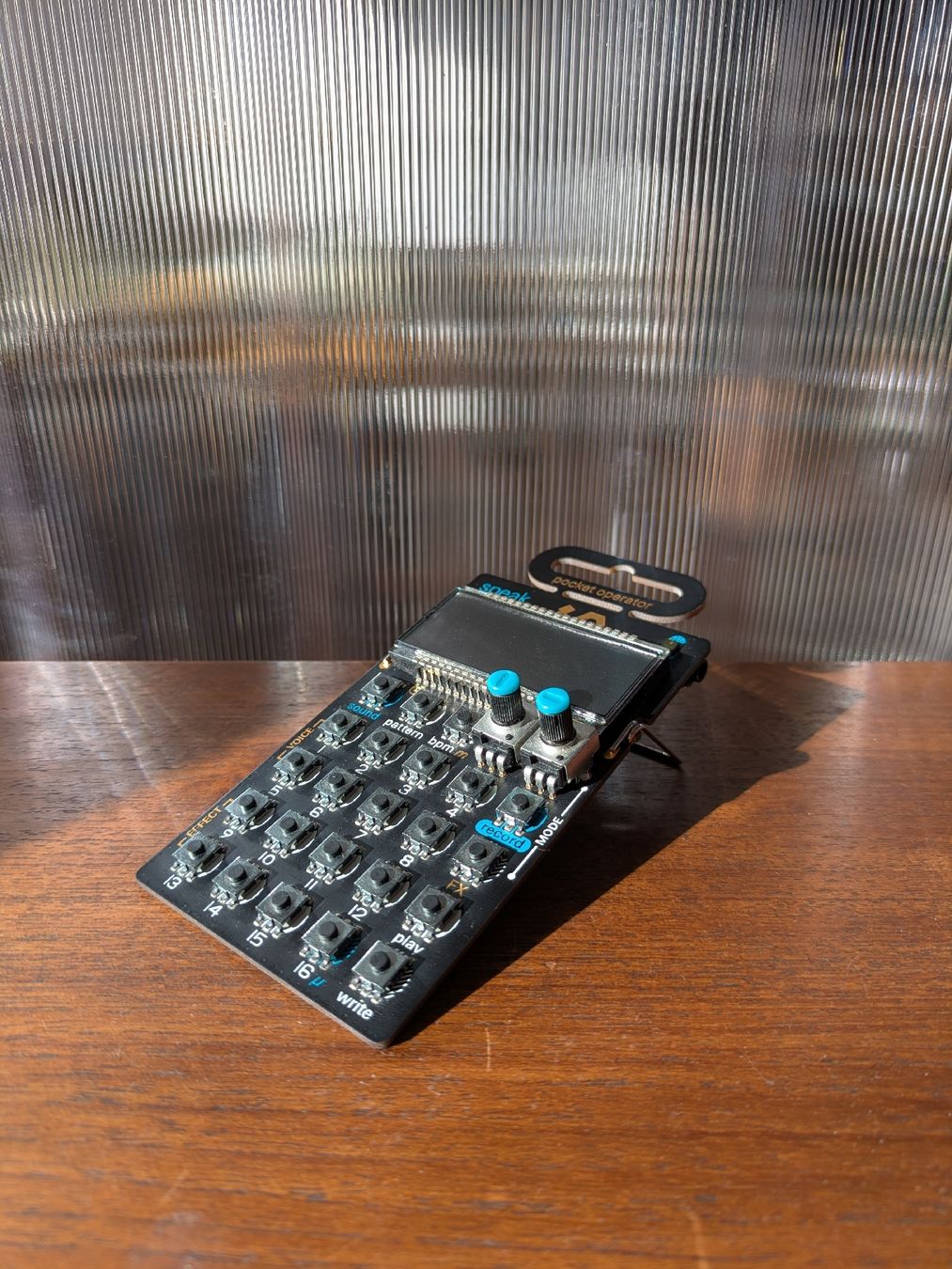 Teenage Engineering Strumenti musicali: Pocket Operator PO-35 Speak – Nuovo (secondo la descrizione) da Biel/Bienne venduto da hue_ml9r 1