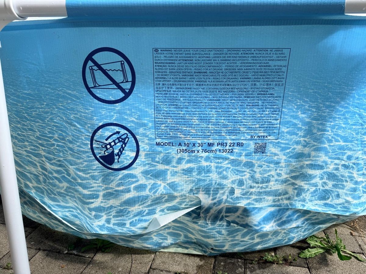 Intex Schwimmbad: Großer Pool & Zubehör  – Gebraucht aus Turbenthal von sas_7k97 1