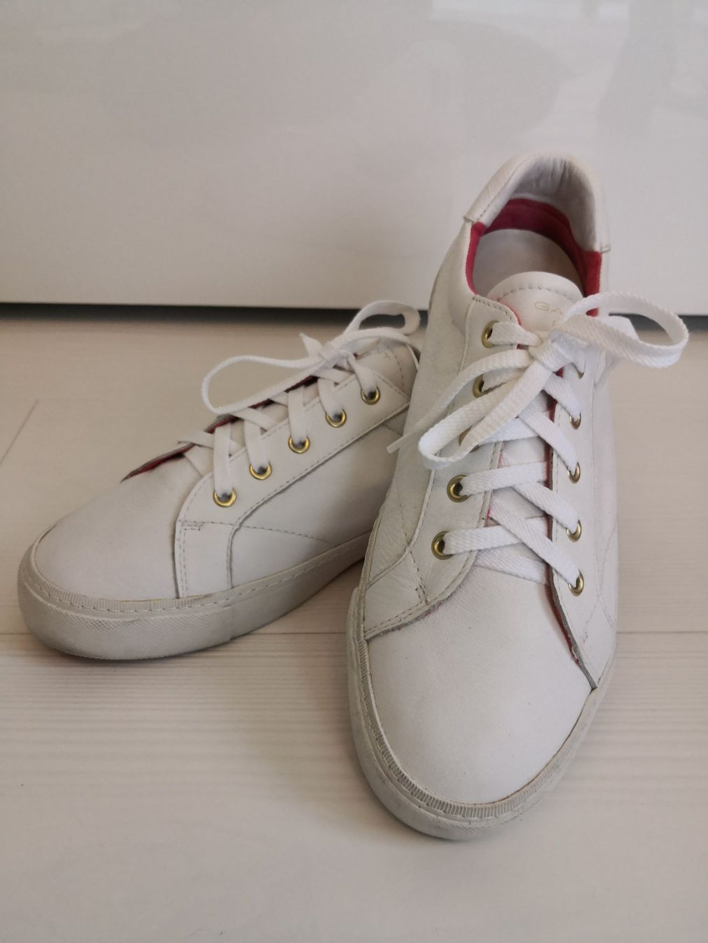 Gant Damenschuhe: 🤩GANT LEDER-SNEAKER WEISS – Gebraucht aus Olten von Naja-Twins-Twins 4