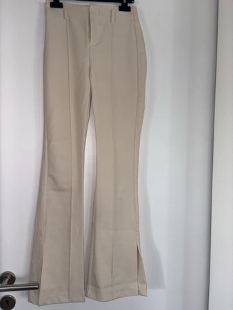 Bershka Hose Schlaghose beige