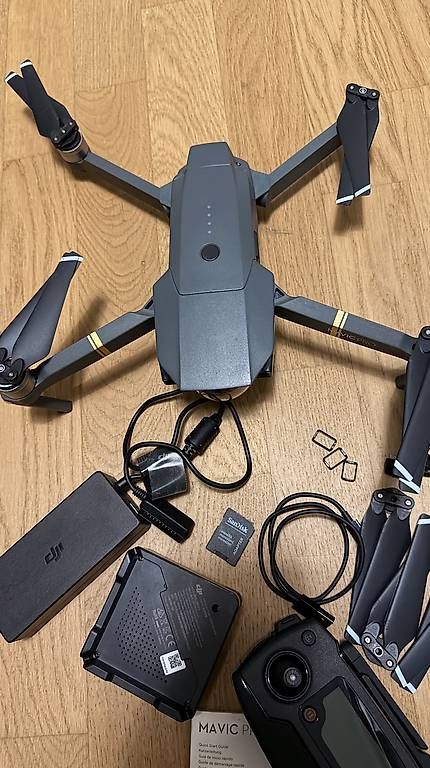 DJI Modellismo RC: DJI Mavic Pro Drohne mit Zubehör – Usato da Dübendorf venduto da glori_b 1