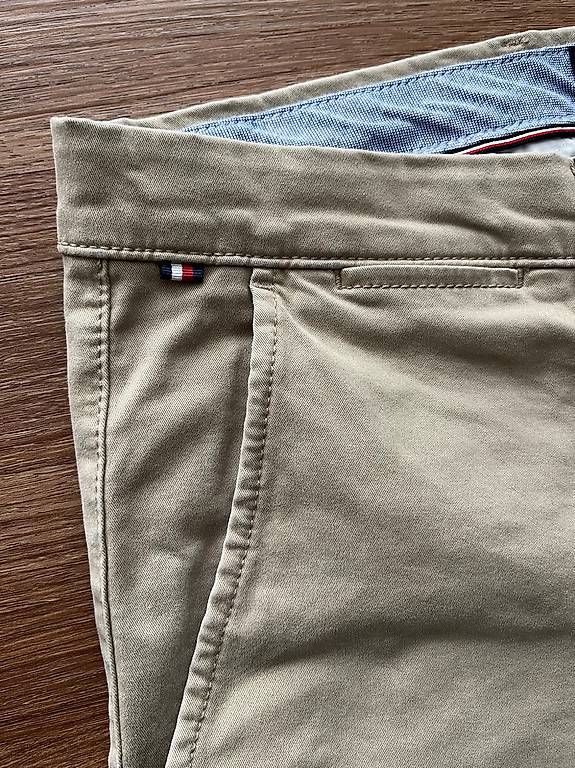Tommy Hilfiger Pantaloni: Tommy Hilfiger Chinohose Beige – Usato da Sursee venduto da dok_bz9b 2