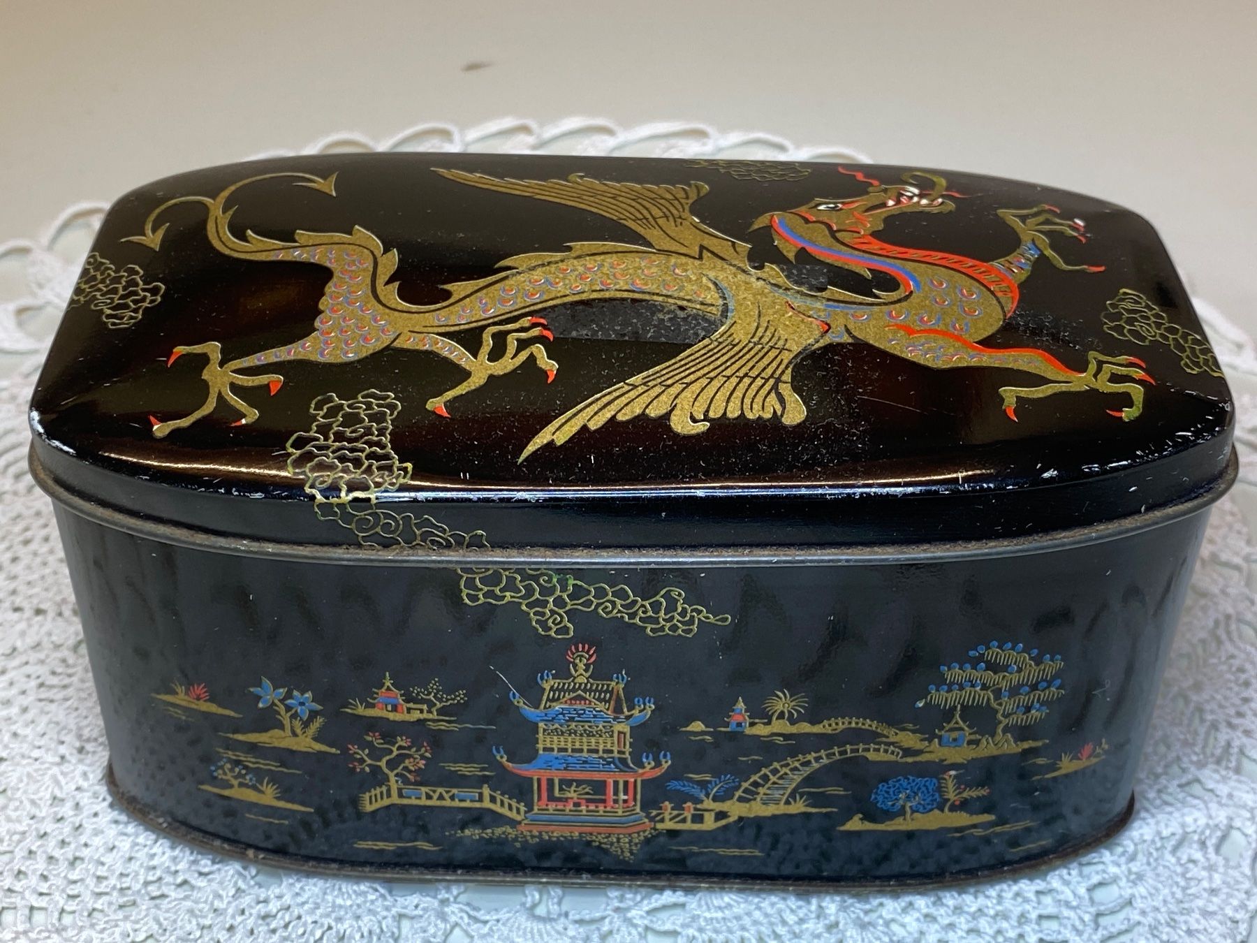 Pots: Uralte Blechdose Chinoise Tee – D'occasion à Rüti ZH par Weder2