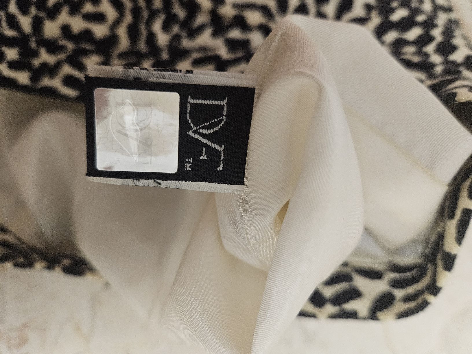 Diane von Furstenberg Röcke: DVF Diane von Furstenberg skirt – Gebraucht aus Zürich von ker_r28q 1