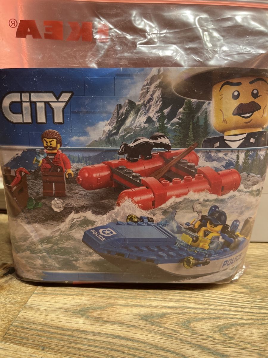 Lego Kit di costruzioni: LEGO City 60176 – Usato da Leuzigen venduto da LaicaStar