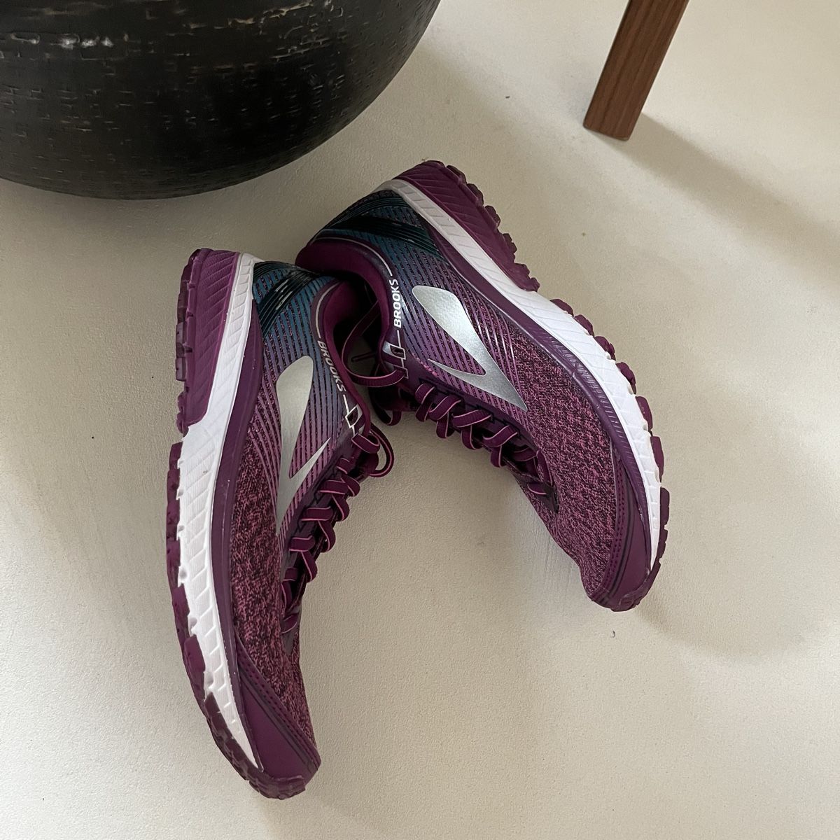 Brooks Scarpe da donna: Brooks Ghost Laufschuh Turnschuh Grösse 40 – Usato da Buochs venduto da charlie18 2