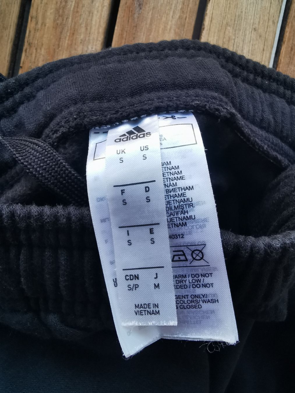 Adidas Maillots de corps & Pantalons: Original Adidas GCZ Trainer – D'occasion à Weiningen ZH par angebot05 7