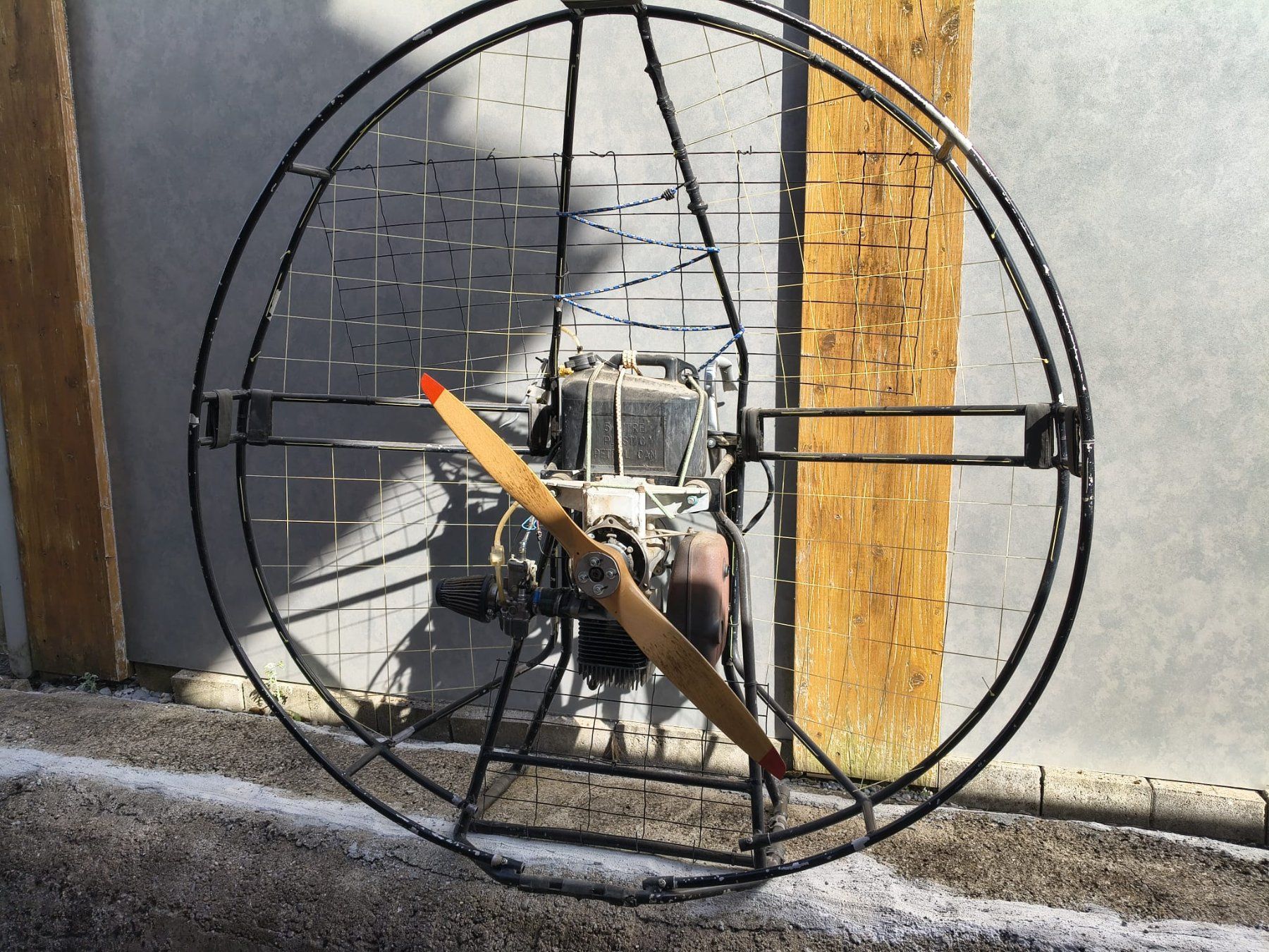 Sport dell'aria & Aquiloni: Paramotor- Rucksackmotor – Difettoso da Buttwil venduto da feralagige