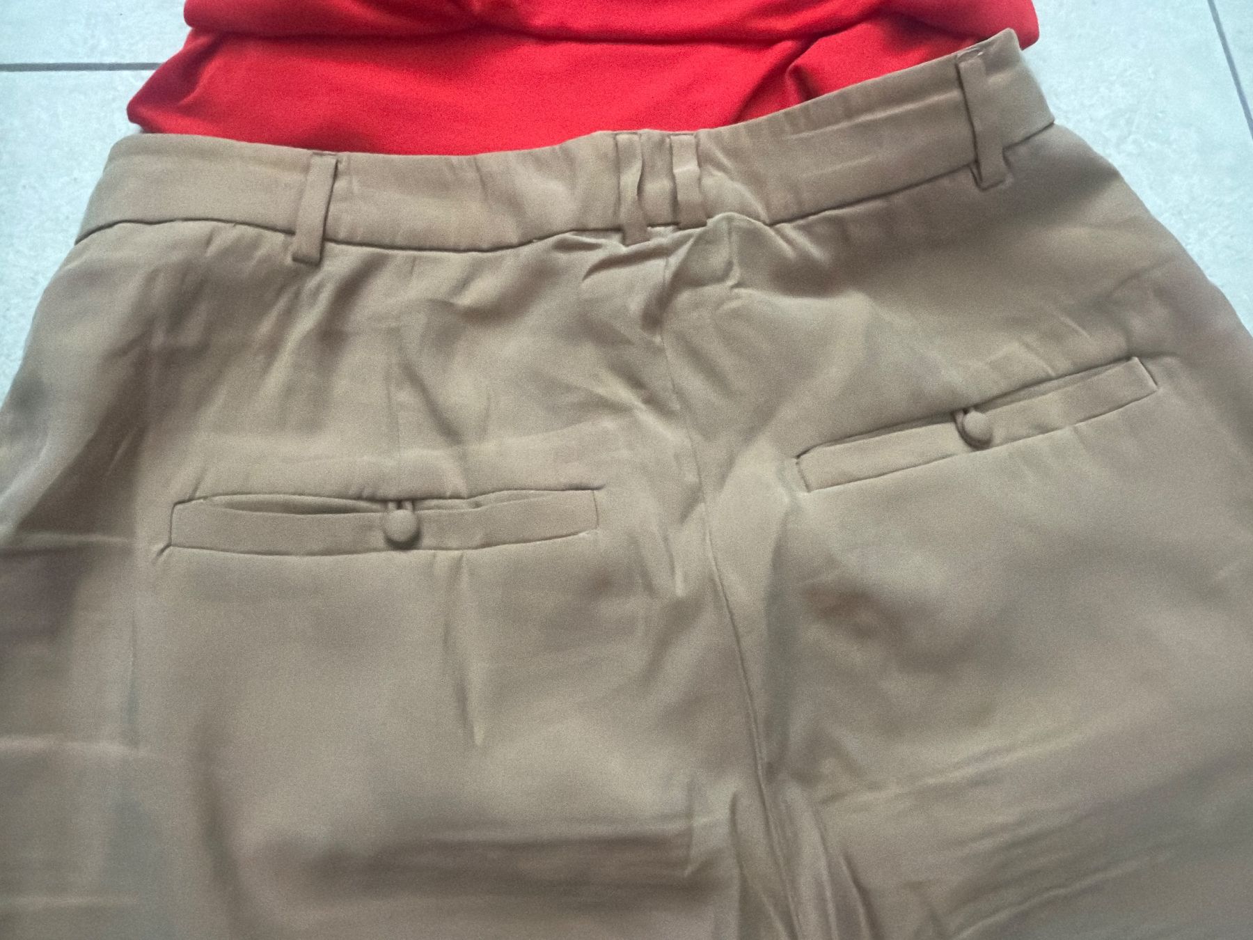 Weekday Pantaloni: Luftig leichte Weekday Hose 36, beige – Usato da Wallisellen venduto da Lan_82sz 1