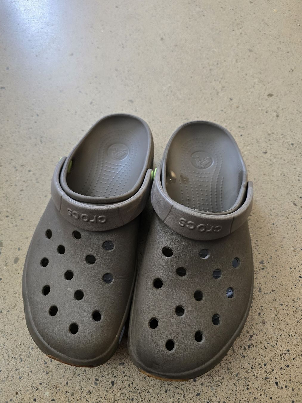 Crocs Scarpe da uomo: Crocs Crocband Runner 43-44 – Nuovo (secondo la descrizione) da Zürich venduto da reg_c25t 1