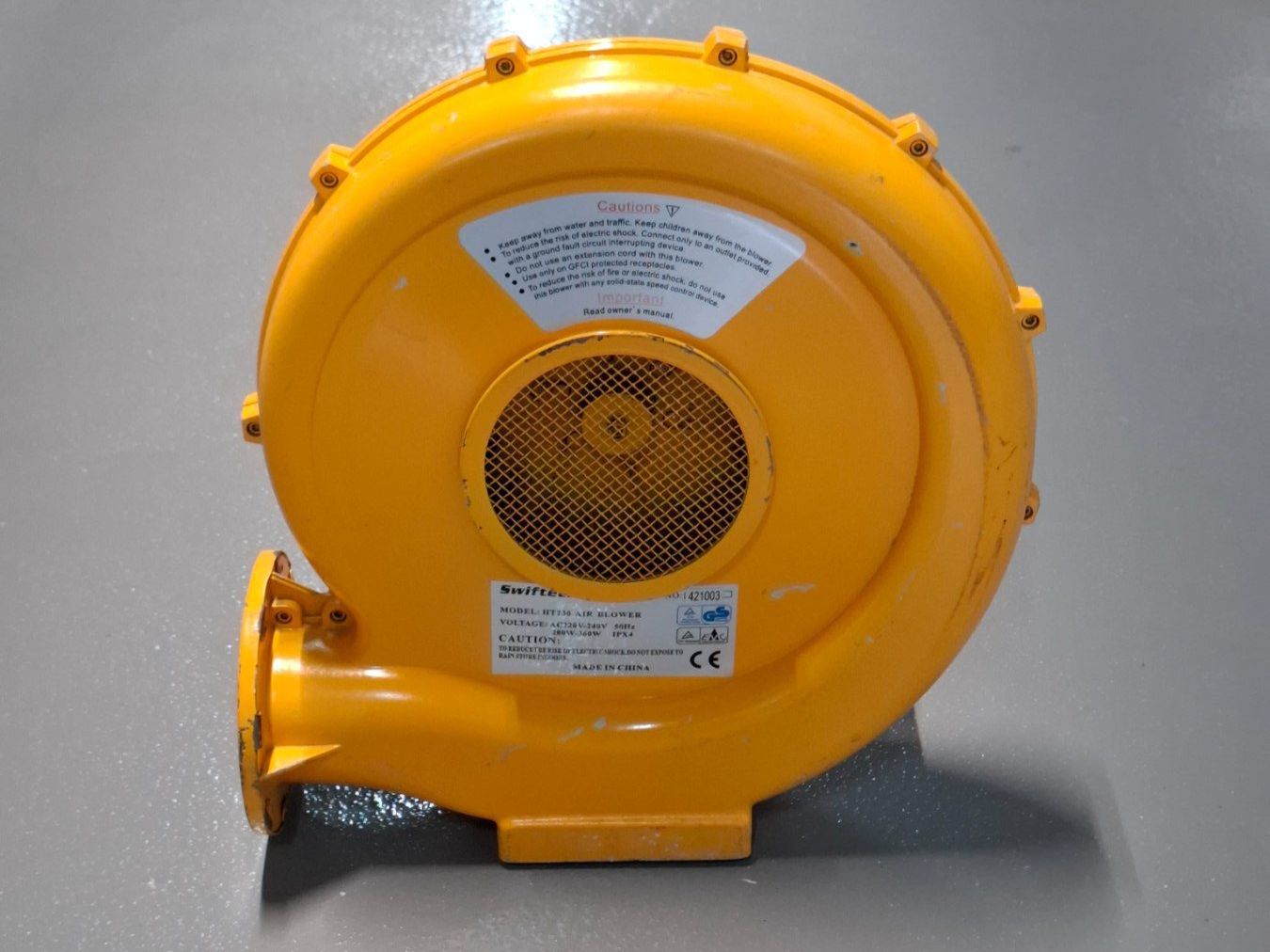 Soffiatori & Aspiratori per foglie: Souffleur Swiftech HT-230 air blower 360W – Usato da Villars-Ste-Croix venduto da pau_8fls
