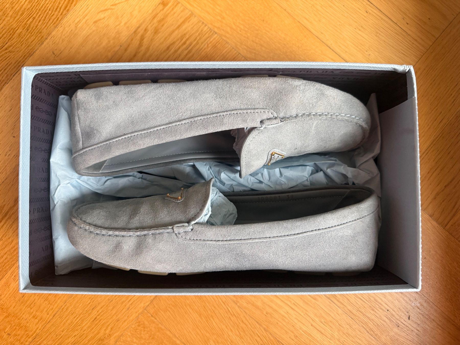 Prada Damenschuhe: Prada Mokassins Wildleder – Gebraucht aus Zürich von noelle91 2