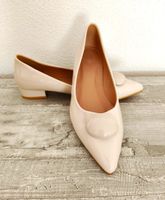 NEUER Ballerina in beige Grösse 42