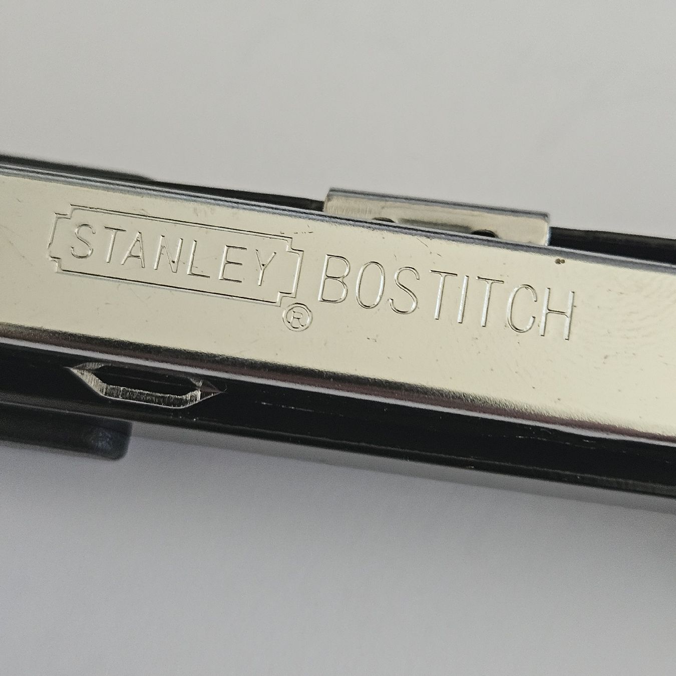 Macchine rilegatrici: Bostitch schwarz – Usato da Wettingen venduto da Christianv 6