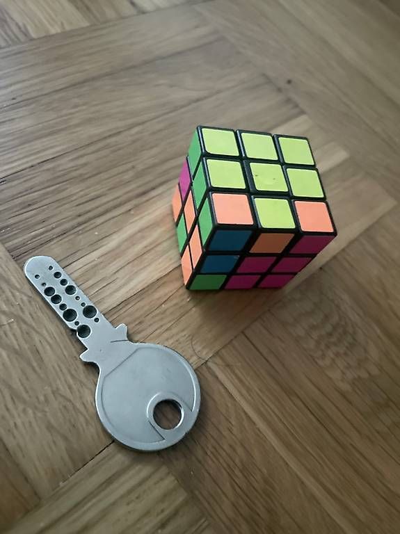 Giochi: Mini Rubiks Cube – Nuovo e nell'imballaggio originale da Zürich venduto da pikola24