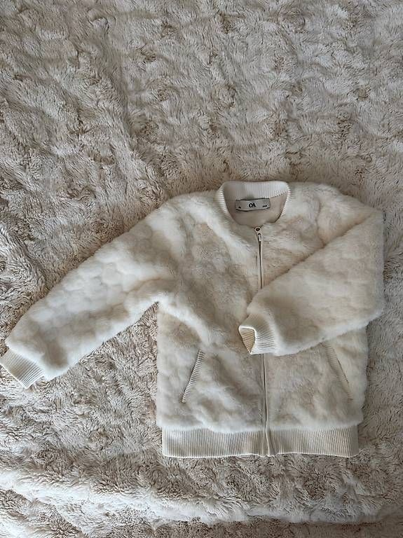 Mayoral Lotti & Set di vestiti: Mayoral veste fille 3-4 ans – Usato da Blonay venduto da iri_lh86 2