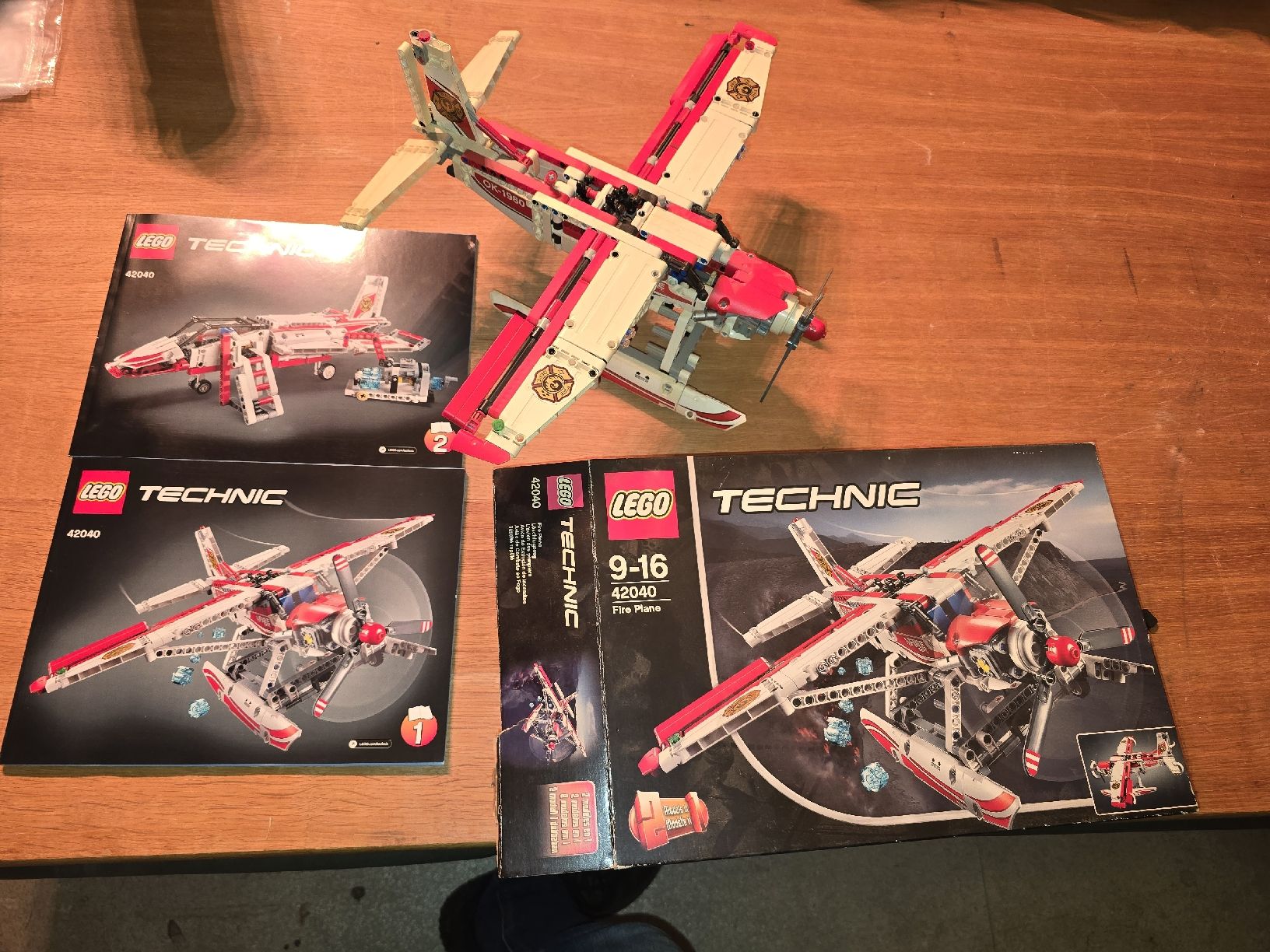 Technics Kit di costruzioni: LEGO Technic Löschflugzeug 42040 unbespielt – Usato da Wienacht-Tobel venduto da max_92rg