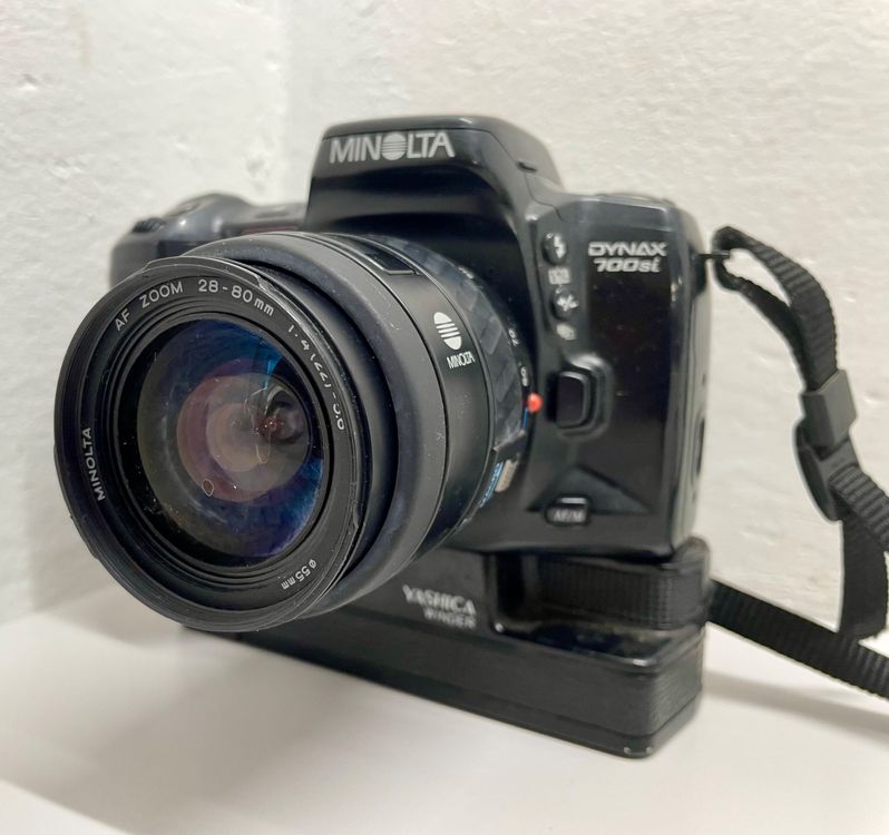 Minolta Fotocamera: Minolta Dynax 700si Spiegelreflex Kamera – Usato da Niederdorf venduto da LeptonAG 1