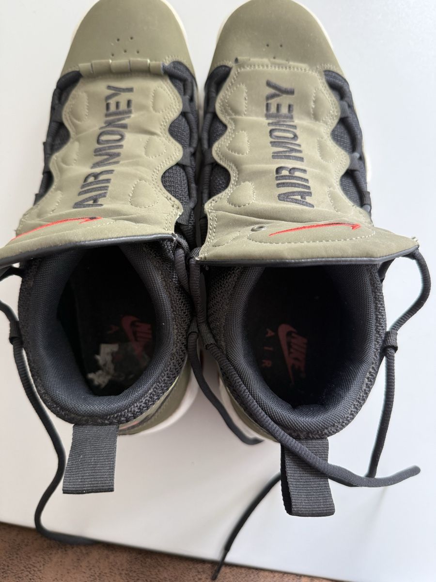 Nike Scarpe da uomo: Nike Air More Money, Medium Olive Grösse 44 – Usato da Veltheim AG venduto da N377Y 5