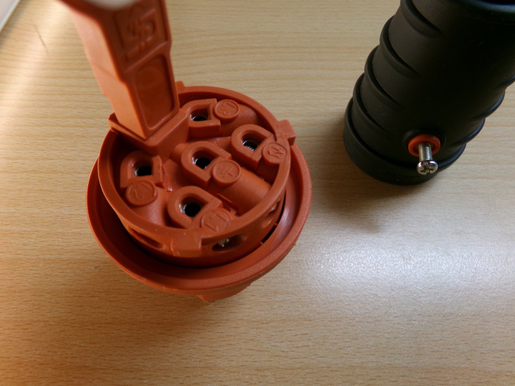Stecker: Stecker Typ15 IP55 – Gebraucht aus Hombrechtikon von Maloev17 2