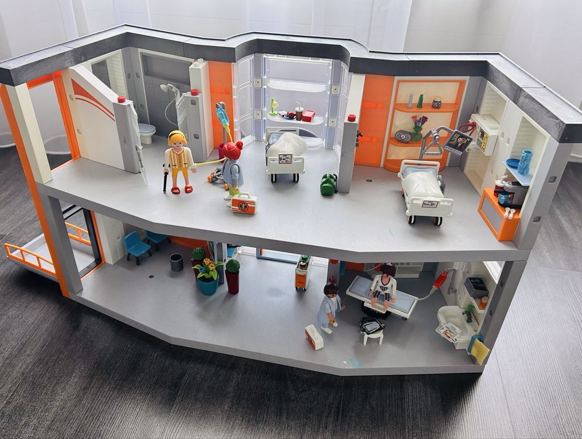 Playmobil Giocattoli: Playmobil Spital – Usato da Wilen b. Wil venduto da Mudi1981