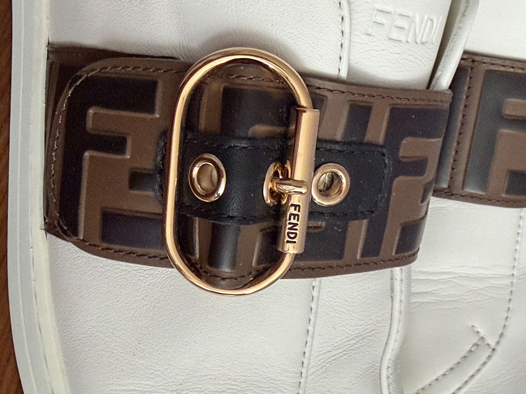 Fendi Damenschuhe: Fendi Sneakers – Gebraucht aus Küssnacht von Flowerlady 5
