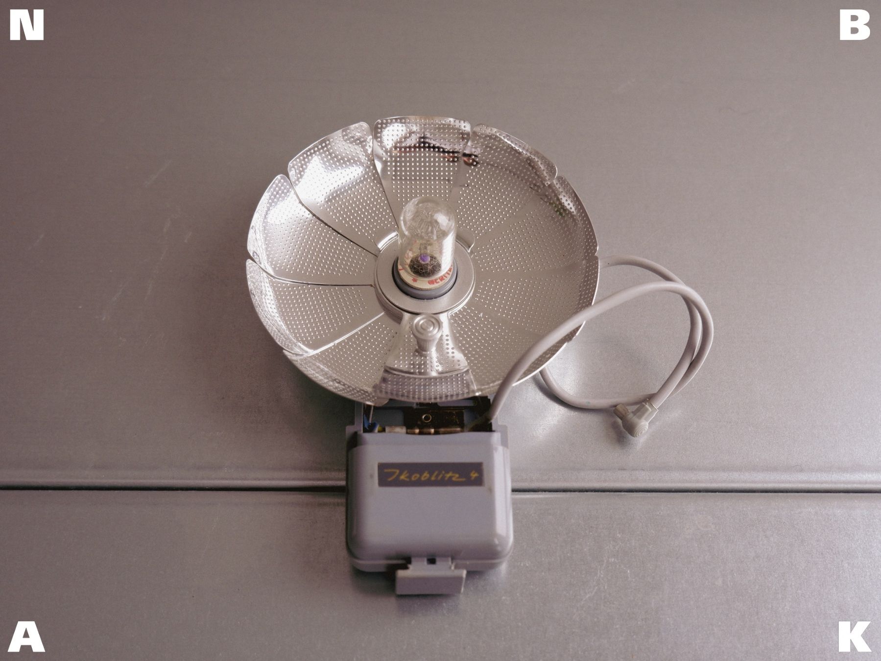 Flash: ZEISS IKON IKOBLITZ 4 – Usato da Zürich venduto da eonbug 4